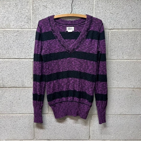 BillBong Purple And Black Striped V-Neck Sweater - Picture 1 of 7